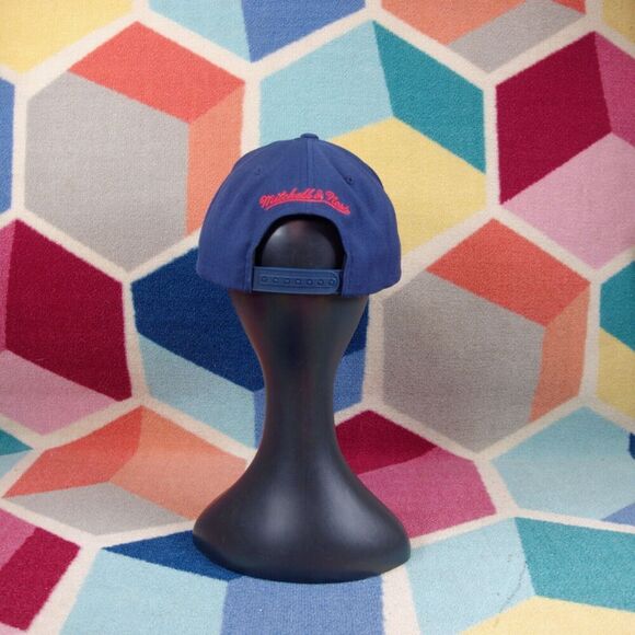 Mitchell & Ness New Orleans Pelicans Team Navy Blue Adjustable Strapback‎ Hat - Picture 3 of 4